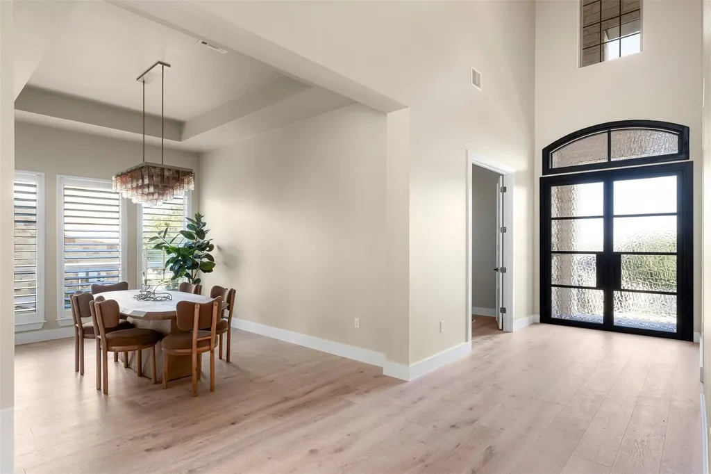 6300 Bernia Drive Austin TX 78739