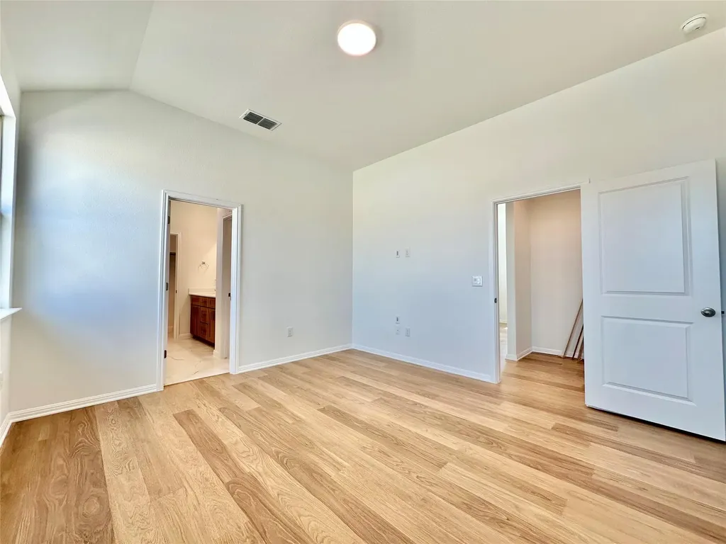 6151 Marsh Lane Buda TX 78610