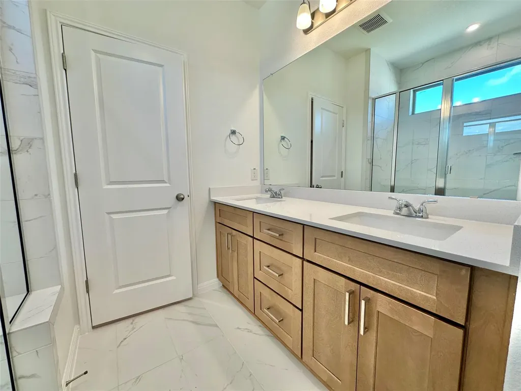 6151 Marsh Lane Buda TX 78610