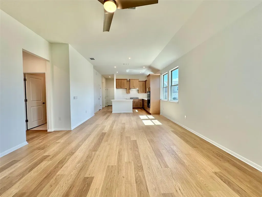 6151 Marsh Lane Buda TX 78610