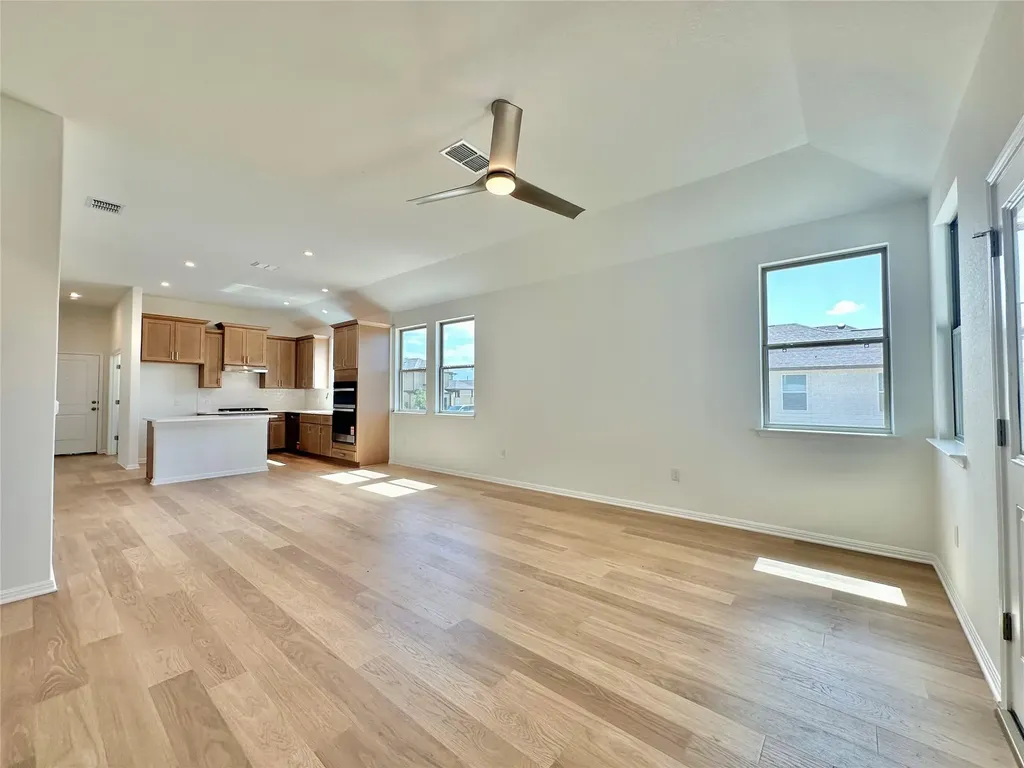 6151 Marsh Lane Buda TX 78610