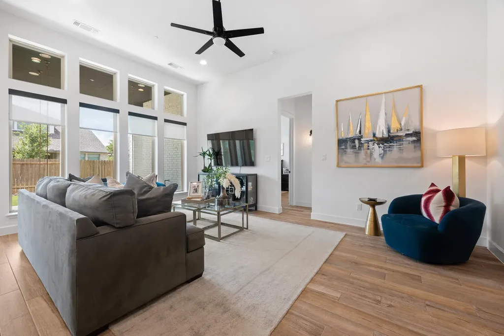 6213 Hilltop Plateau Drive Austin TX 78738