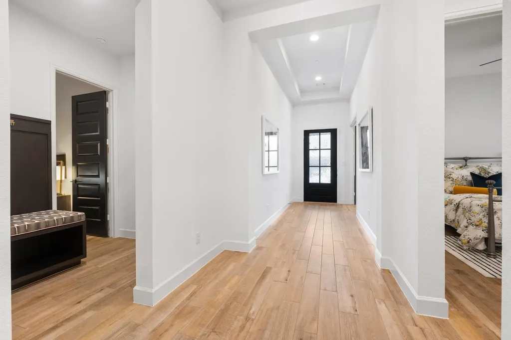 6213 Hilltop Plateau Drive Austin TX 78738