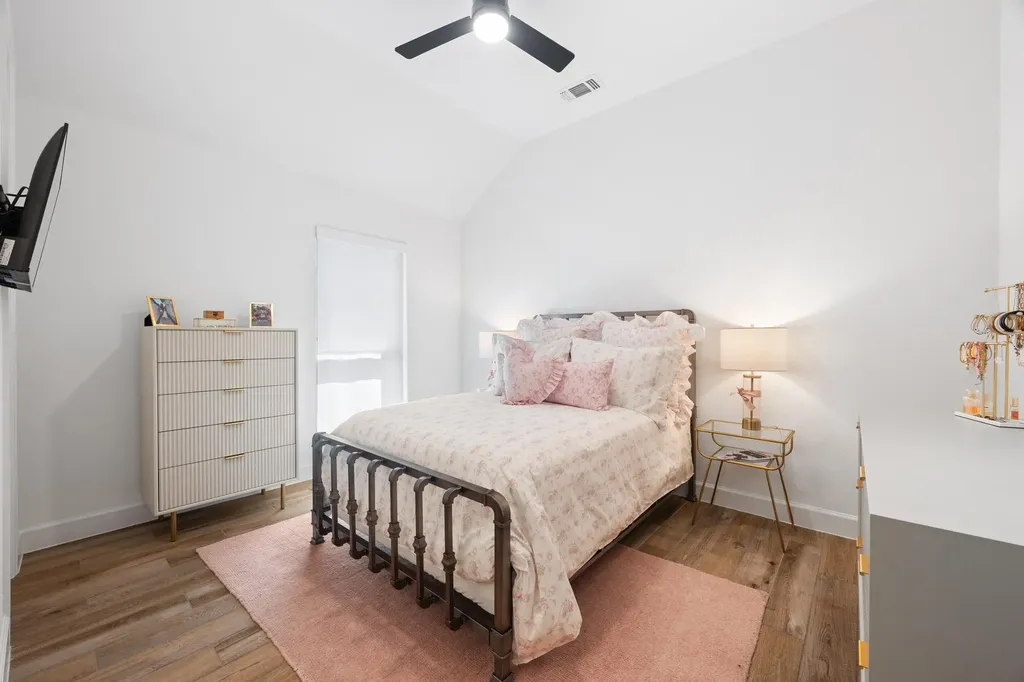 6213 Hilltop Plateau Drive Austin TX 78738
