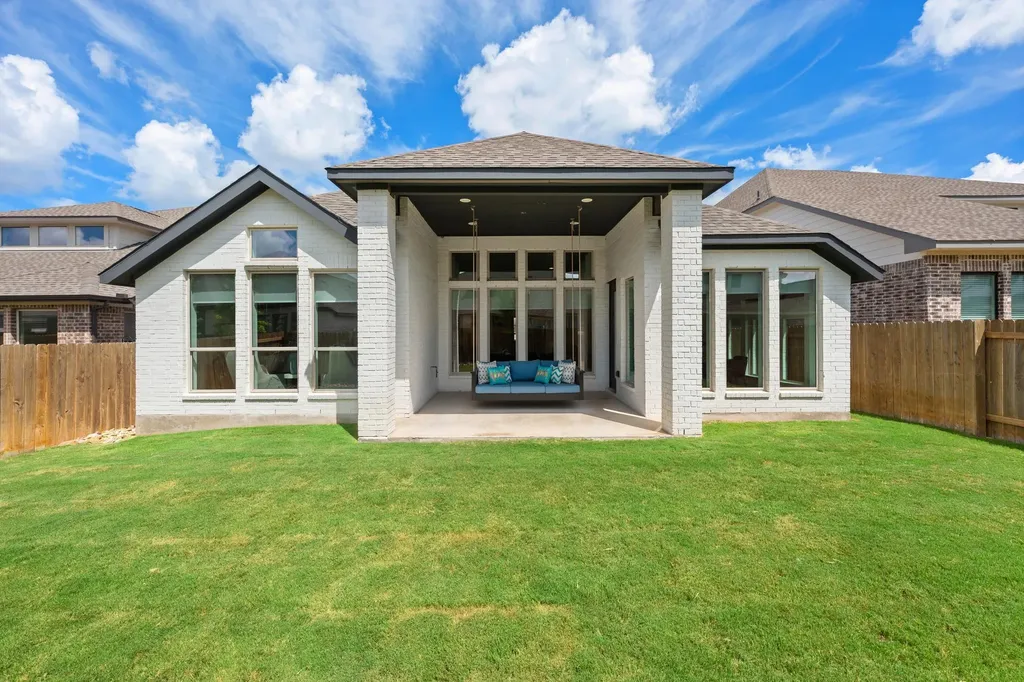 6213 Hilltop Plateau Drive Austin TX 78738