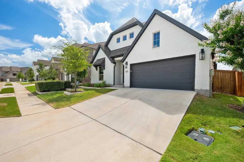 6213 Hilltop Plateau Drive Austin TX 78738