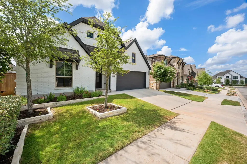 6213 Hilltop Plateau Drive Austin TX 78738