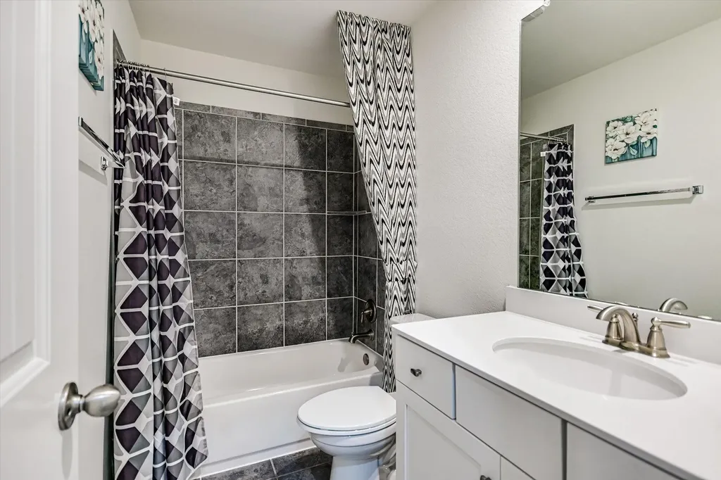 316 Middle Brook Drive Leander TX 78641