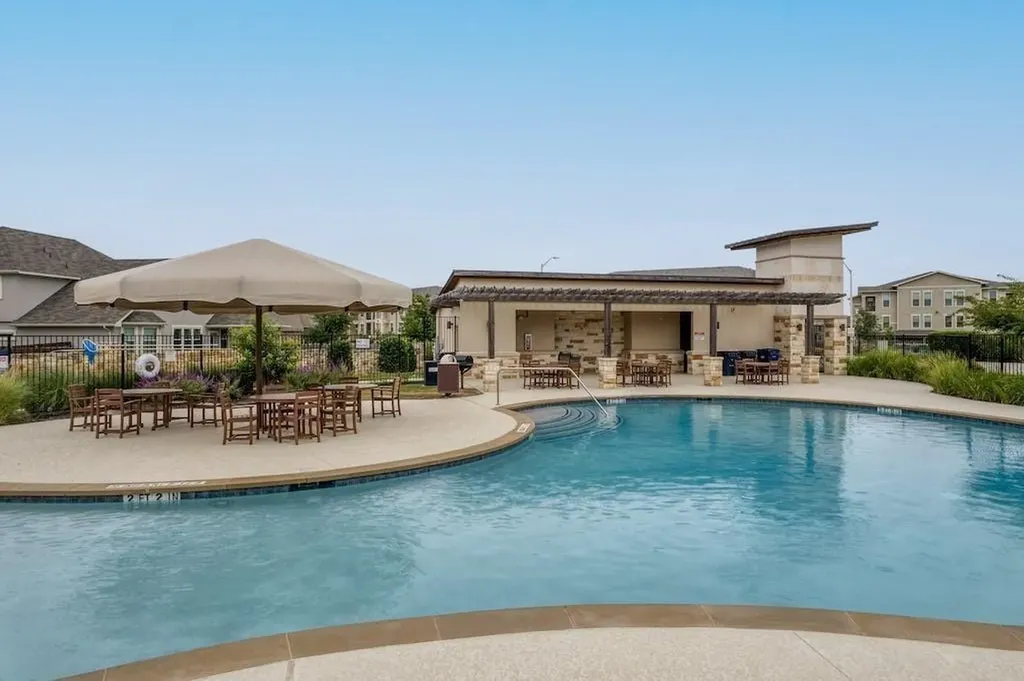 316 Middle Brook Drive Leander TX 78641