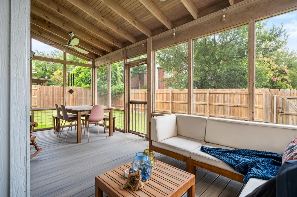 10904 Sherry Lee Cove Austin TX 78753