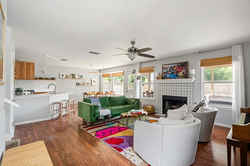 10904 Sherry Lee Cove Austin TX 78753