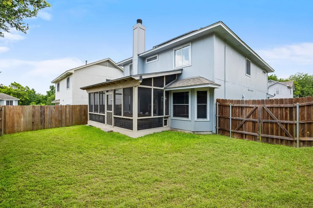 10904 Sherry Lee Cove Austin TX 78753