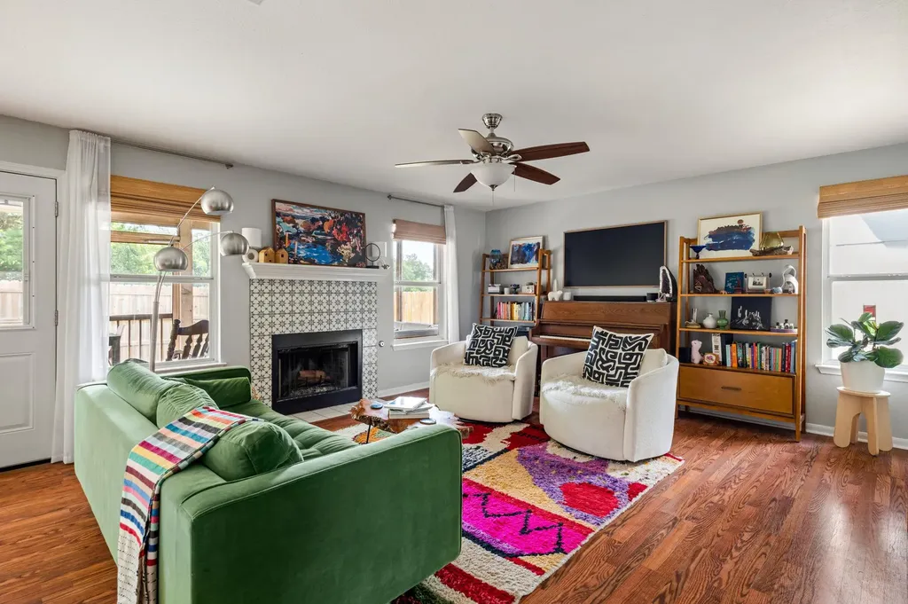 10904 Sherry Lee Cove Austin TX 78753