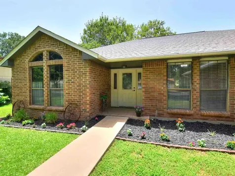 188 Turkey Run Meadowlakes TX 78654