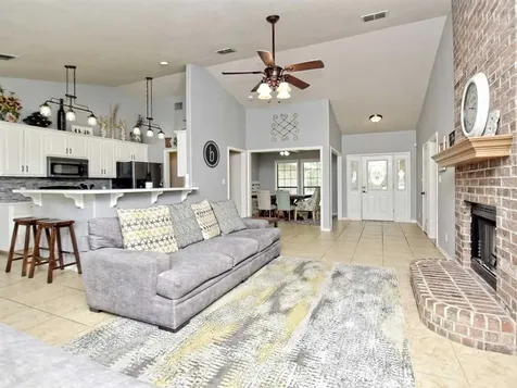 188 Turkey Run Meadowlakes TX 78654