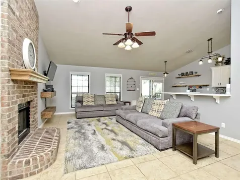 188 Turkey Run Meadowlakes TX 78654