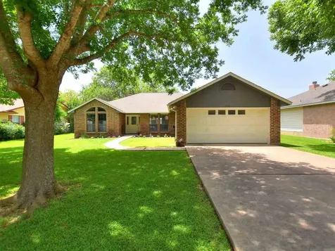 188 Turkey Run Meadowlakes TX 78654