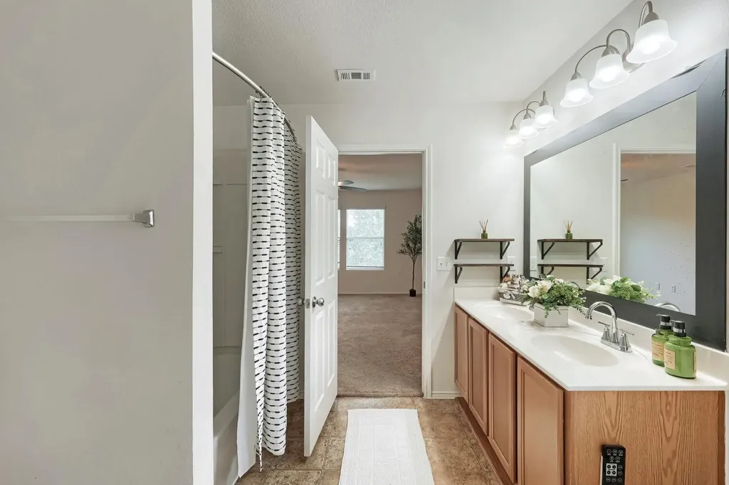 9421 China Rose Drive Austin TX 78724