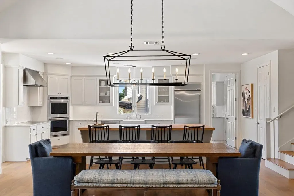 22 Autumn Oaks Drive Austin TX 78738