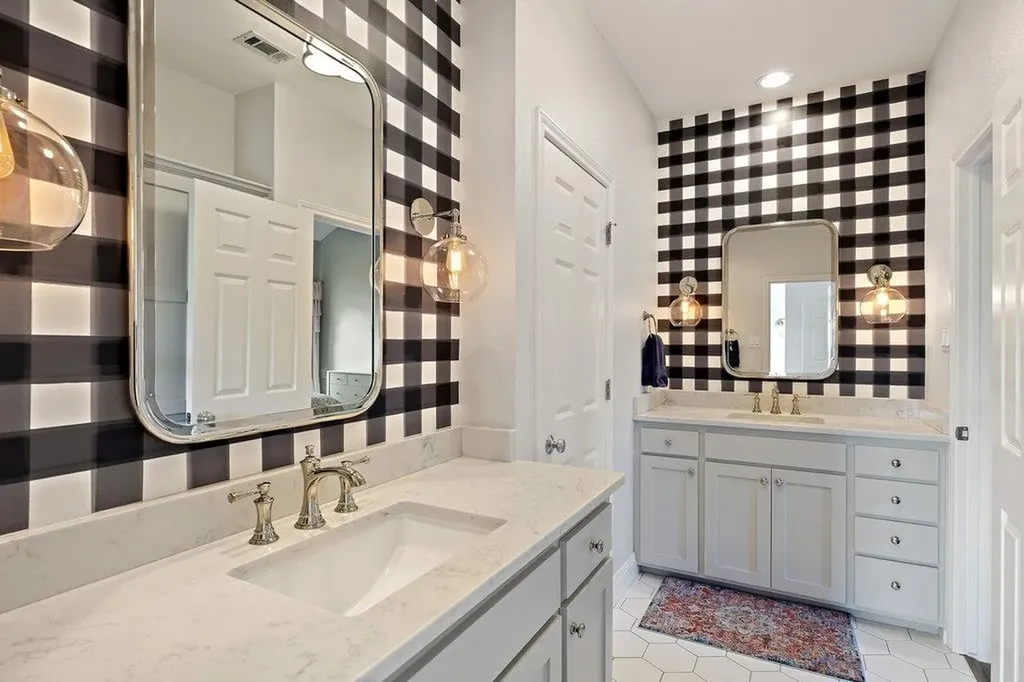 22 Autumn Oaks Drive Austin TX 78738