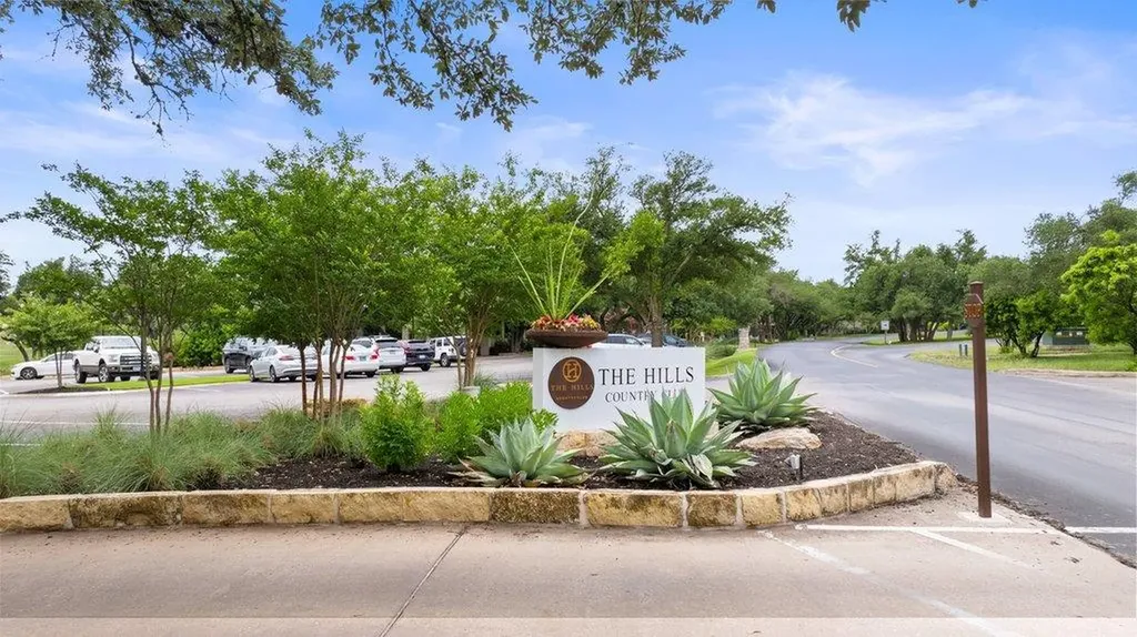 22 Autumn Oaks Drive Austin TX 78738