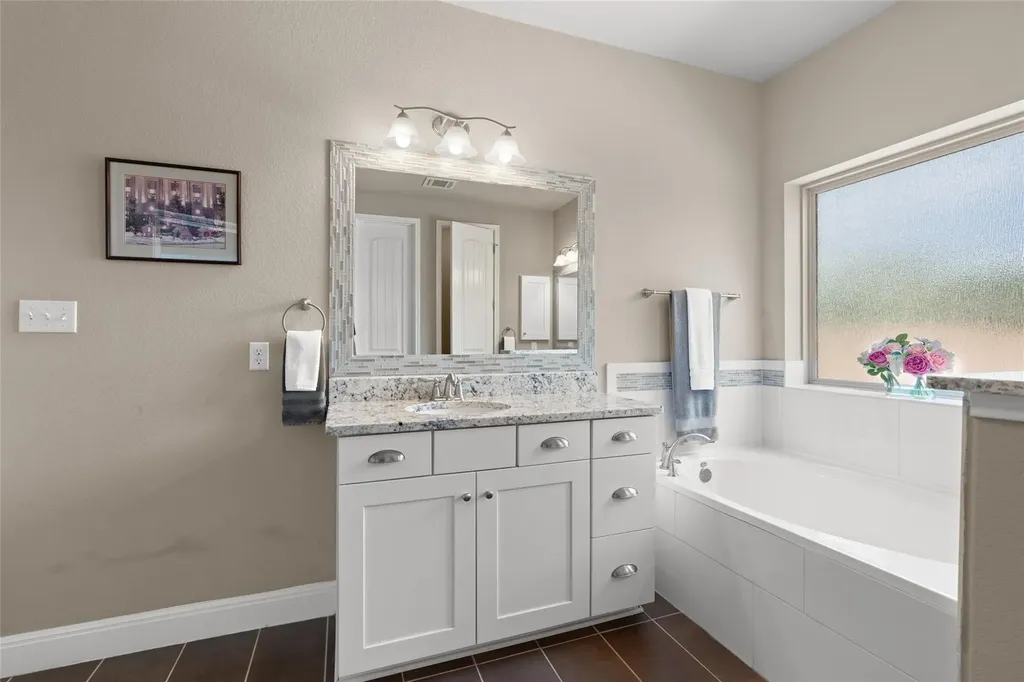 7716 Aria Loop Austin TX 78736