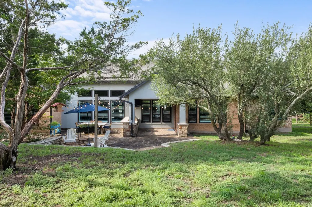 279 Rugged Earth Drive Austin TX 78737