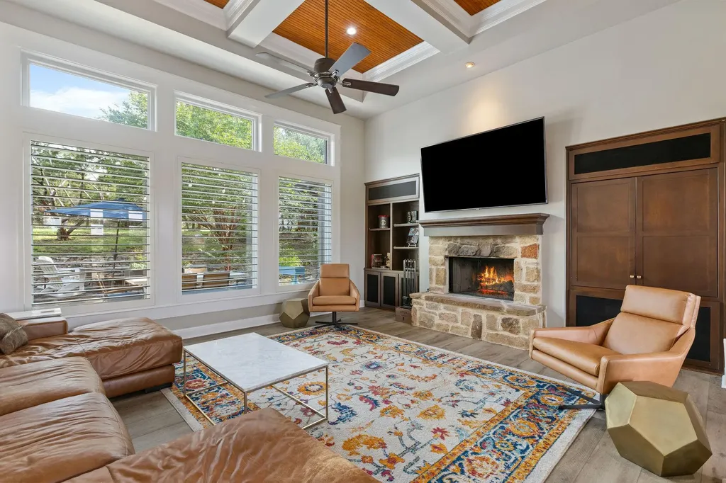 279 Rugged Earth Drive Austin TX 78737