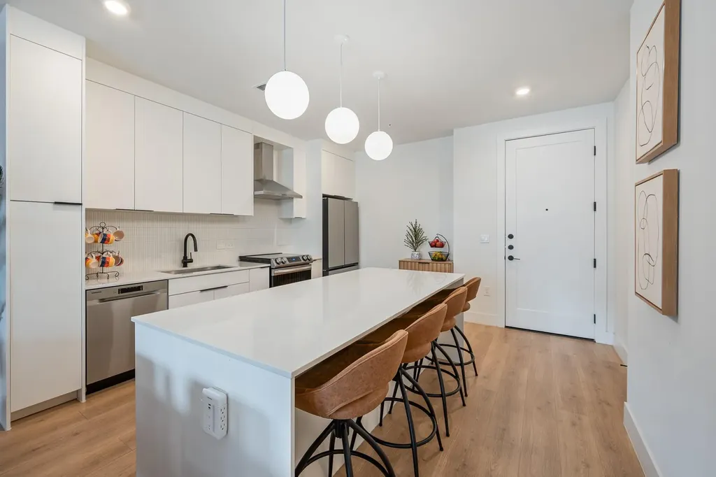 1701 Simond Avenue Austin TX 78723