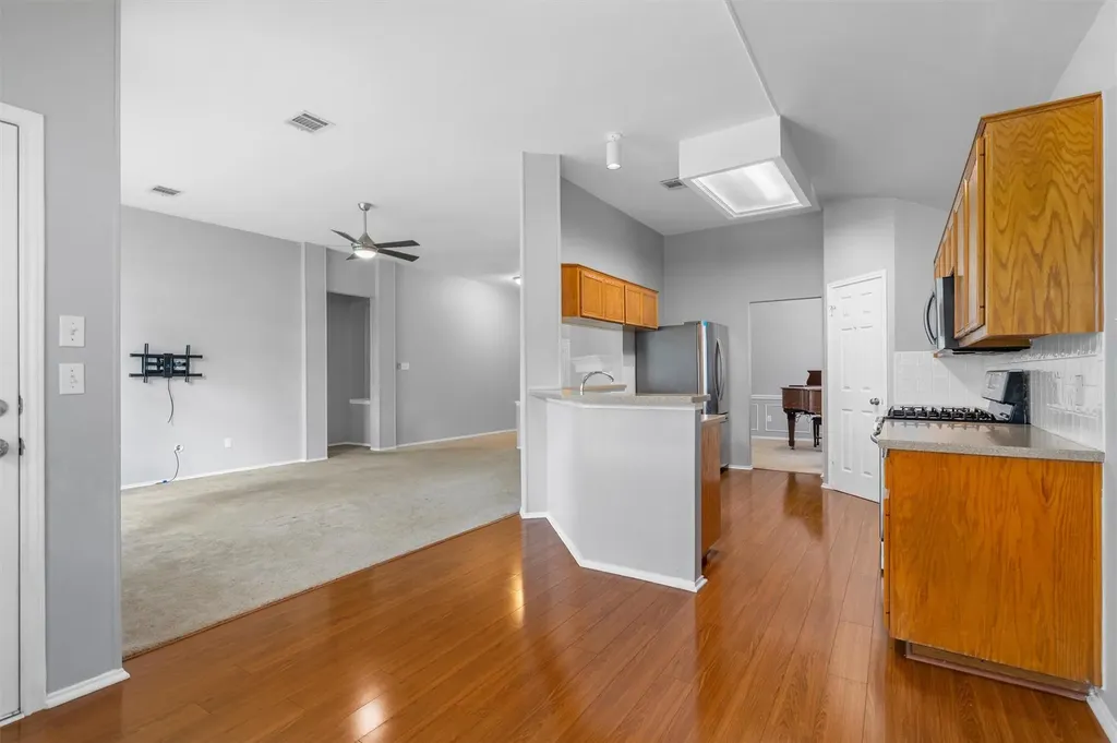 1114 Briargate Drive Austin TX 78753