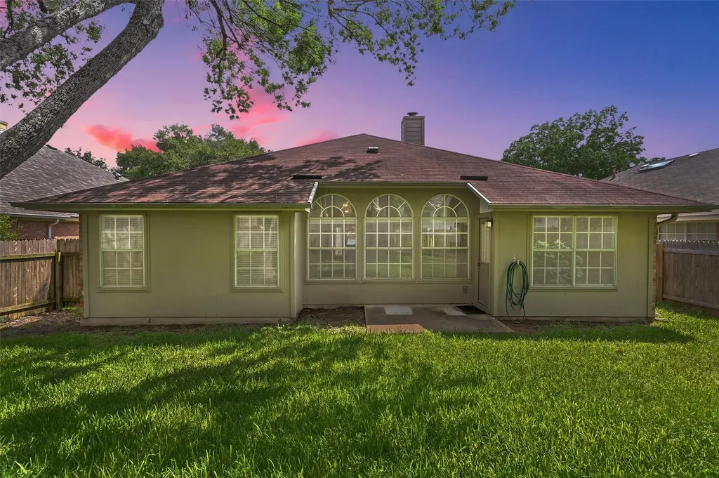 1114 Briargate Drive Austin TX 78753
