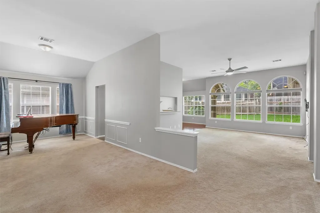 1114 Briargate Drive Austin TX 78753