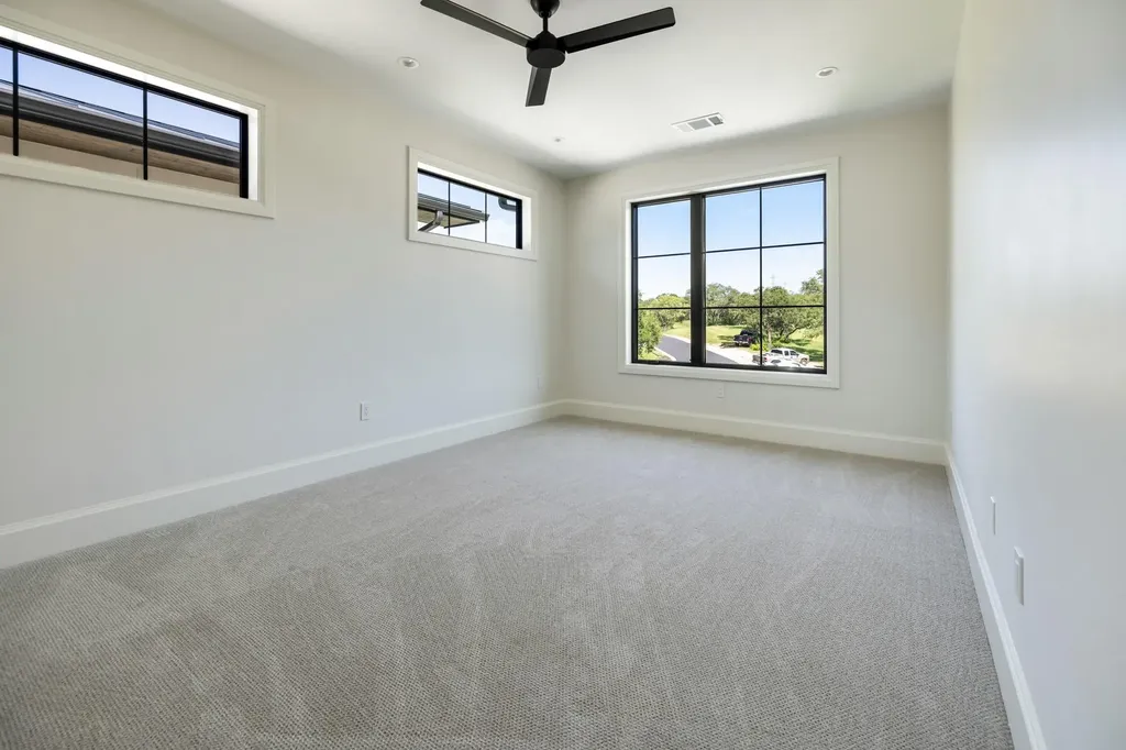 701-B Hi Circle North Drive Horseshoe Bay TX 78657