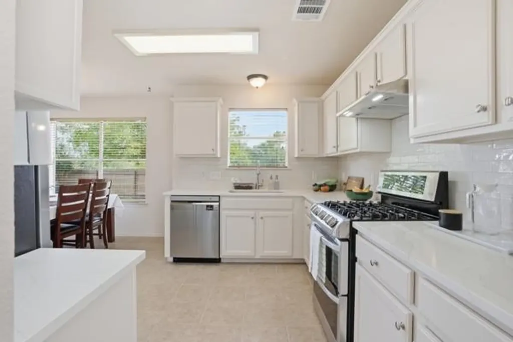 4405 Hoffman Drive Austin TX 78749