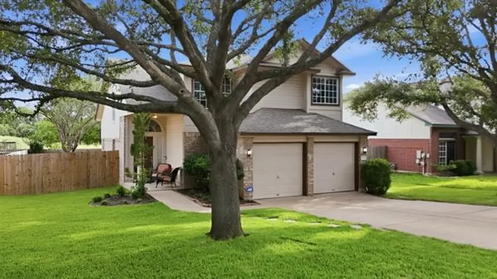 4405 Hoffman Drive Austin TX 78749