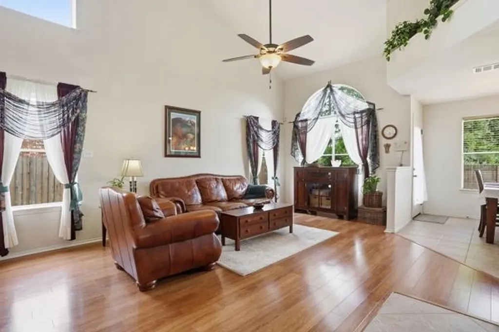 4405 Hoffman Drive Austin TX 78749