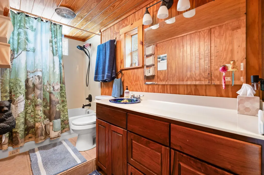 5775 County Road 200 Liberty Hill TX 78642