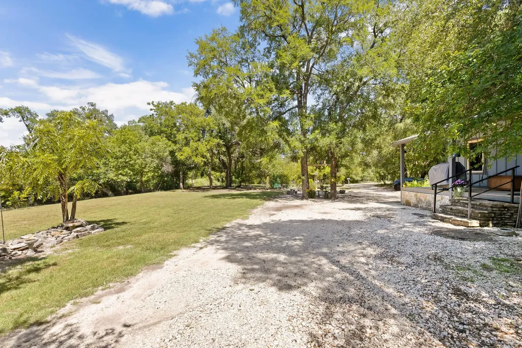 5775 County Road 200 Liberty Hill TX 78642