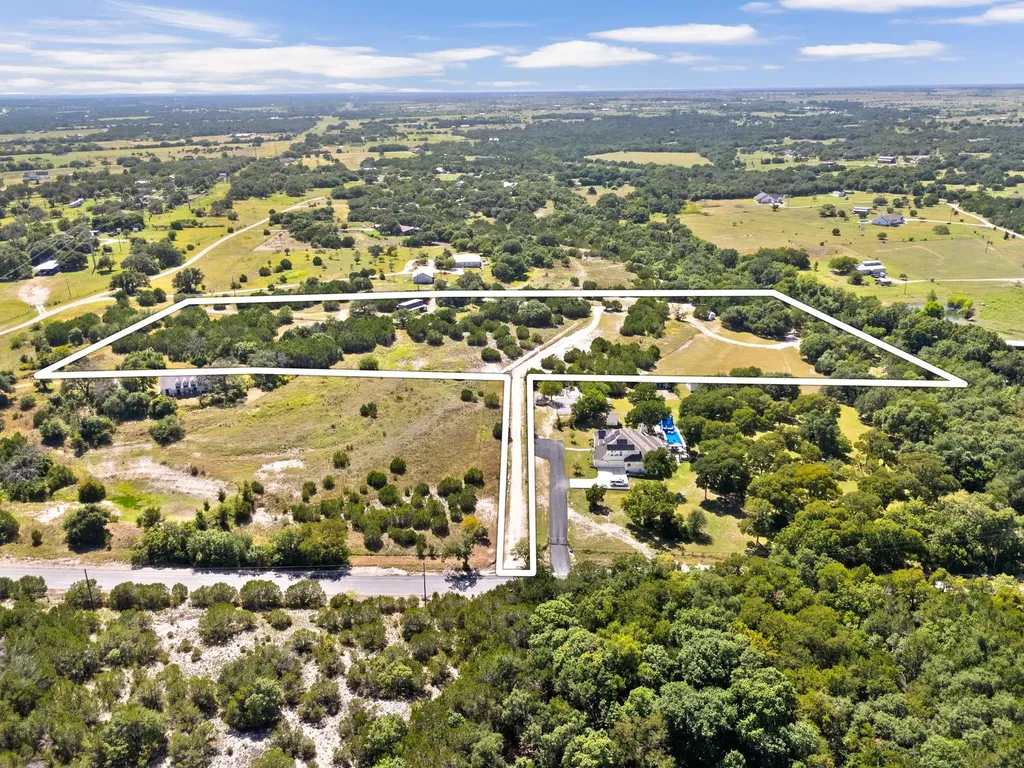 5775 County Road 200 Liberty Hill TX 78642