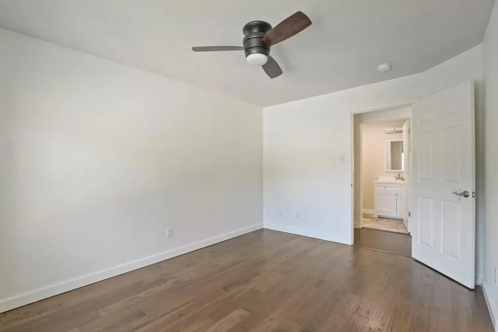 12052 Tulare Drive Austin TX 78738