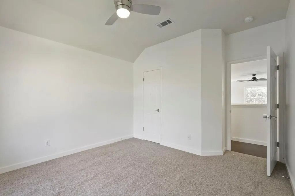 12052 Tulare Drive Austin TX 78738