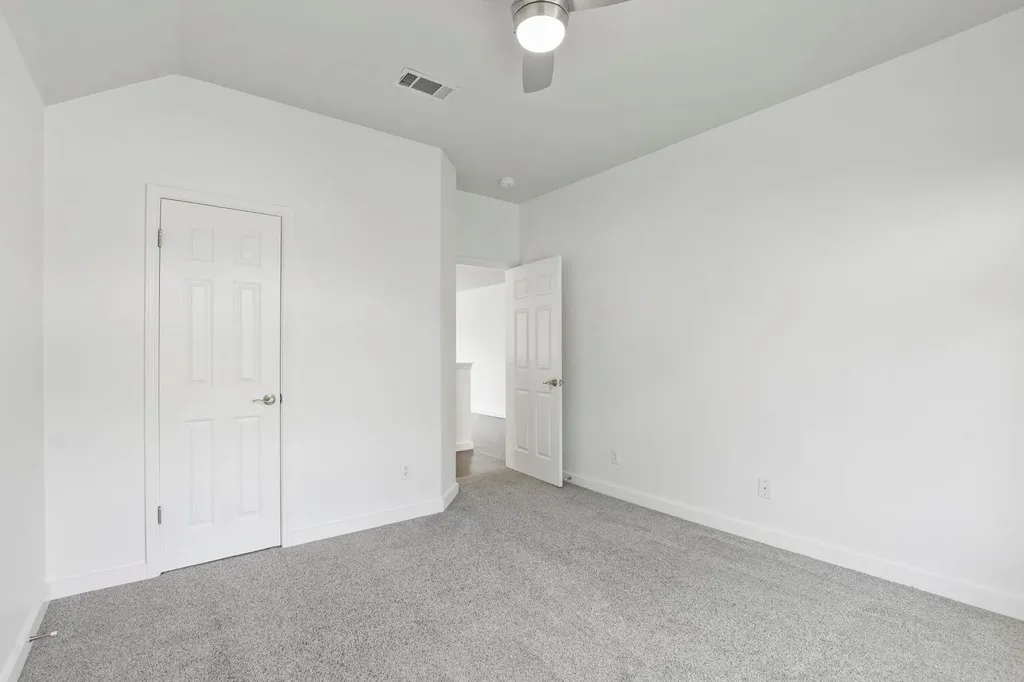 12052 Tulare Drive Austin TX 78738