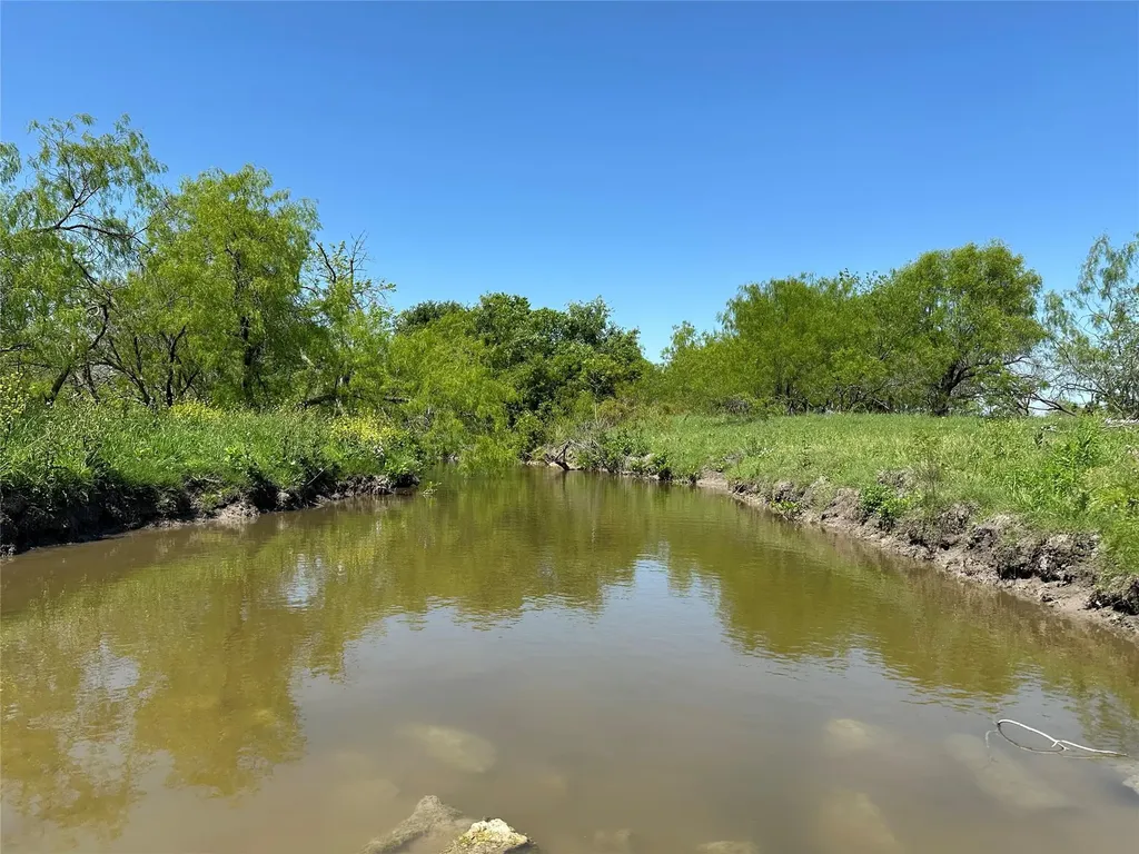 8500 N Fork Road Bartlett TX 76511