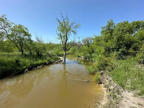 8500 N Fork Road Bartlett TX 76511