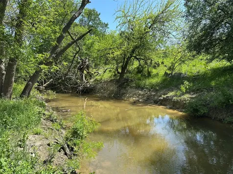 8500 N Fork Road Bartlett TX 76511