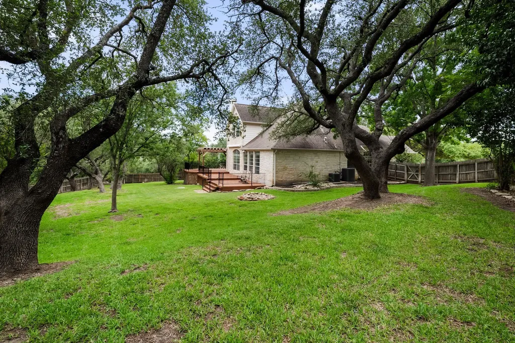 12000 Tarraza Court Austin TX 78732