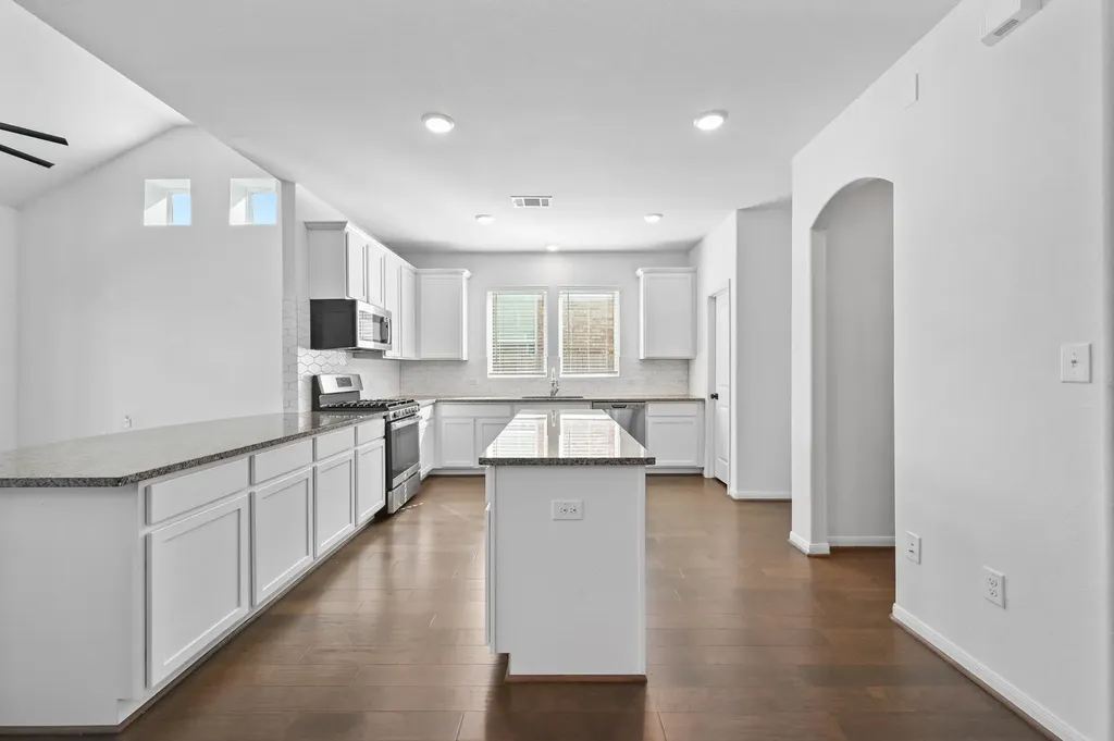 1022 Cherrystone Loop Buda TX 78610