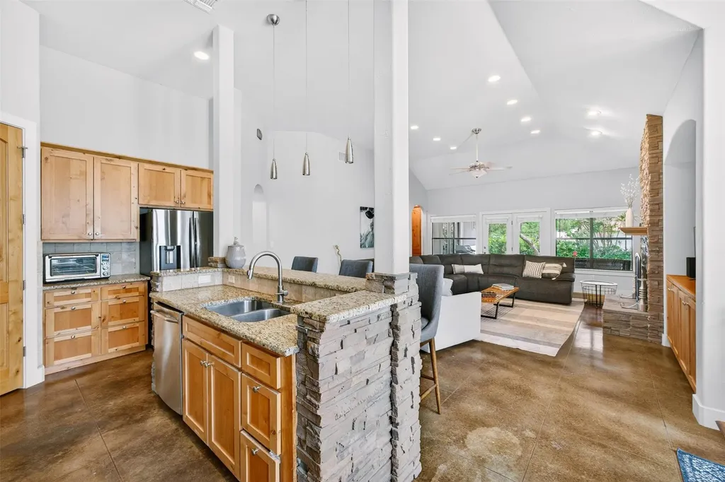 15110 Lariat Trail Austin TX 78734