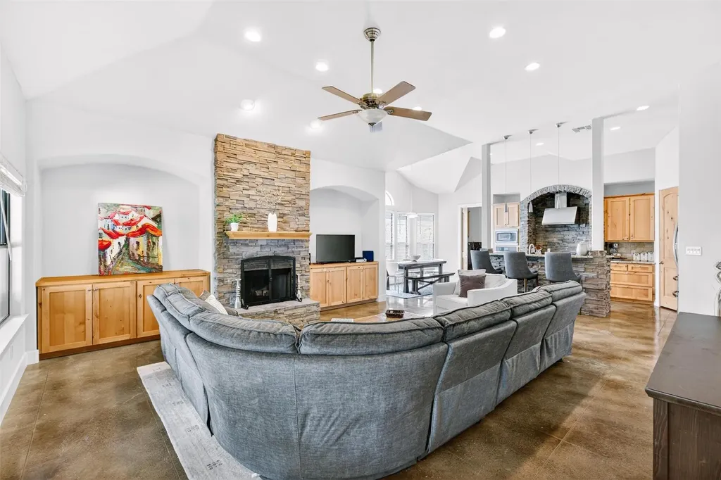 15110 Lariat Trail Austin TX 78734