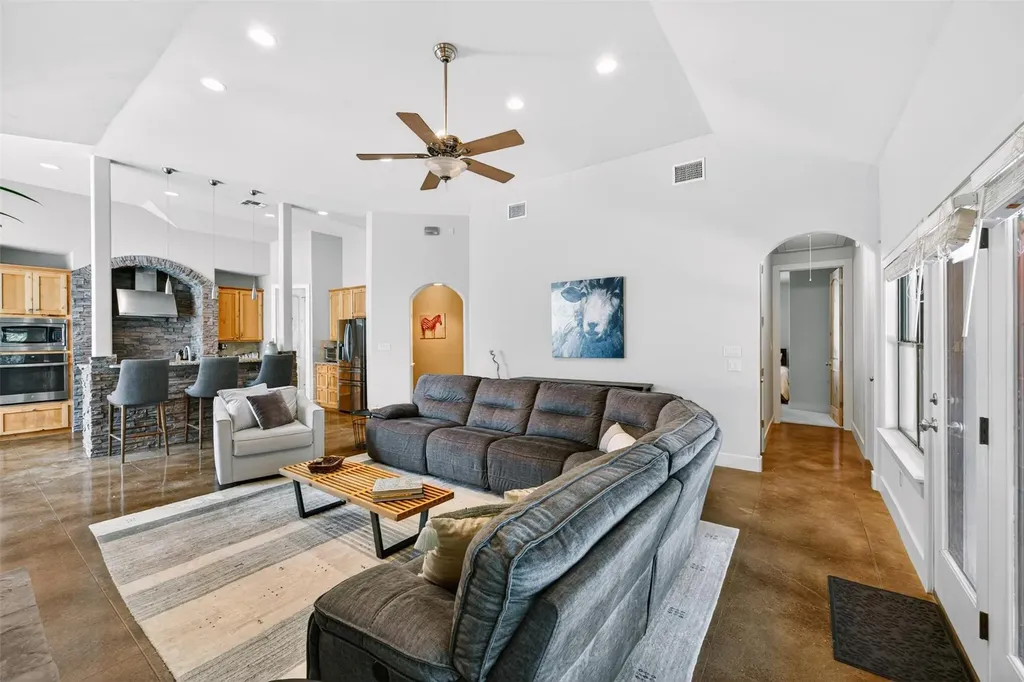 15110 Lariat Trail Austin TX 78734